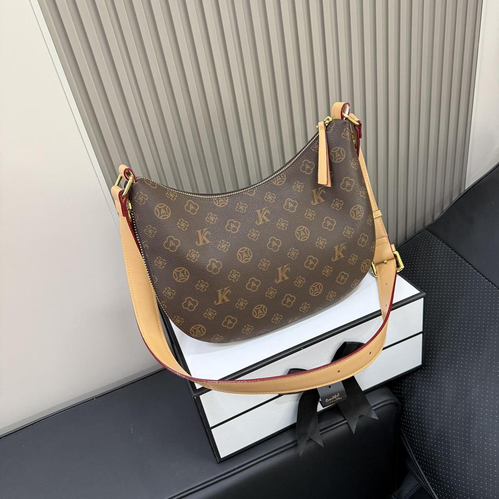 New Fashion Style Letter Presbyopia Pea Bag One Shoulder Oblique Span Women's Bag Fashion