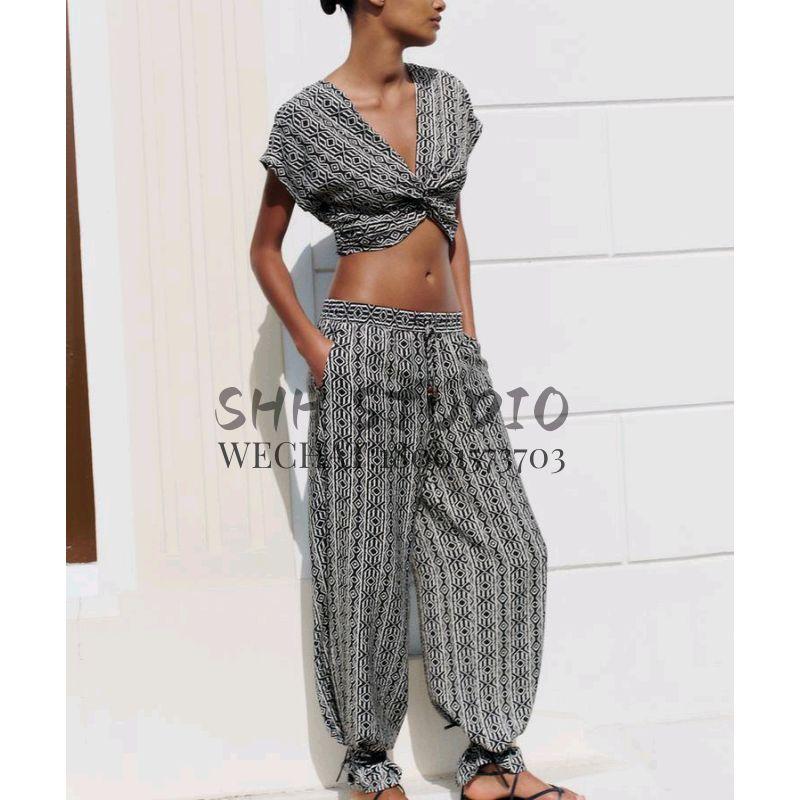 Spring New V-neck with Knot Print Cut Tops 3564096 High Waist Wide Tube Pants 3564095