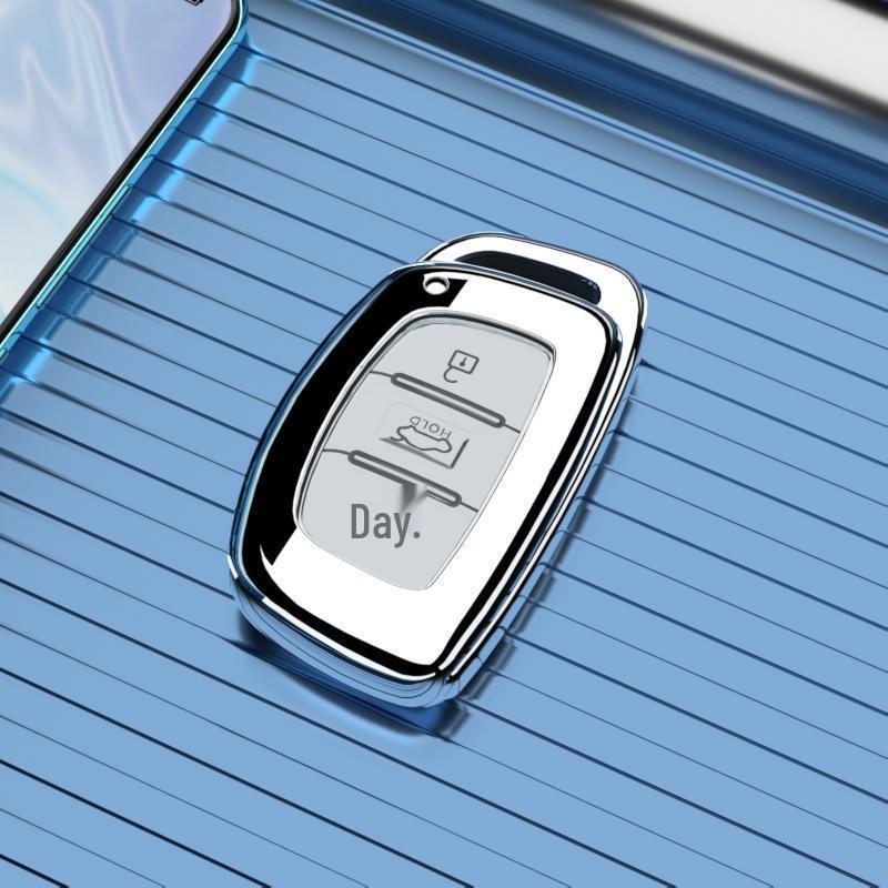 Key Cover Case and Buckle Chain for 2015-2020 Hyundai Tucson - Compatible with Beijing 19 and 2018 models.
