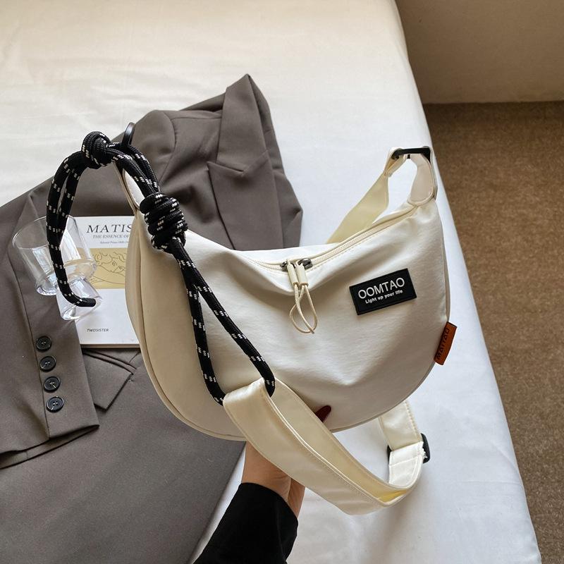 2025 Women's Large Capacity Dumpling Crossbody Bag - Autumn/Winter Casual Versatile Lightweight Shoulder Bag