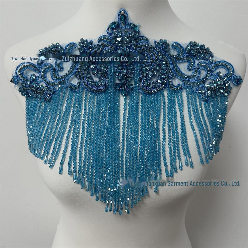 

Аппликация из кружева ручной работы цвета шампанского с кисточками и кристаллами для платьев (20x33см)