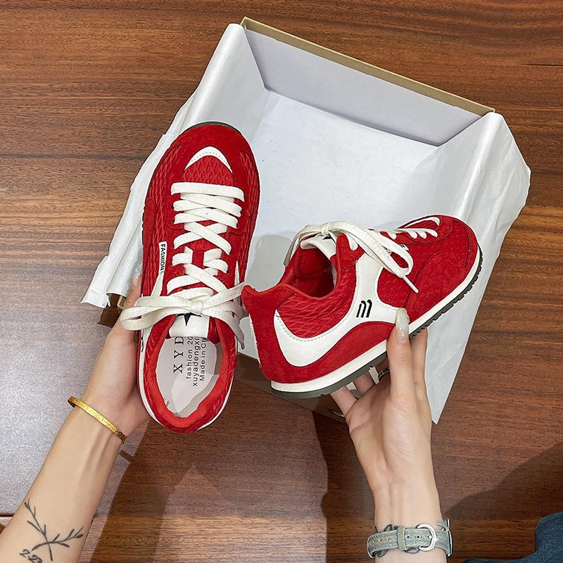 

Leather Korean version of lightweight Forrest Gump shoes casual running shoes women s 2025 summer new versatile mesh breathable sneakers 40 красный