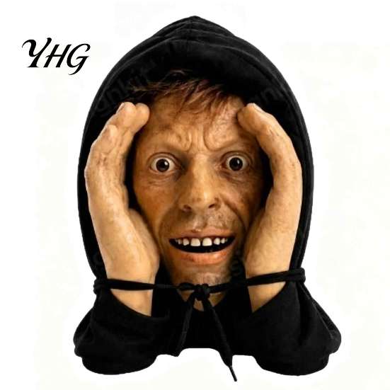 Startling Prank Gadgets Creepy Window Mask, Realistic Halloween Scare Prop for Glass Strange Horror Atmosphere Surfaces, Scary Face Hanging Decoration