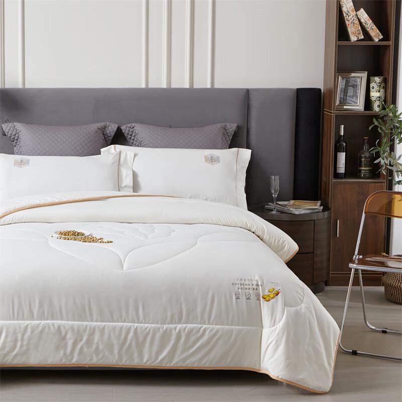 

Duohixiai Soy Protein All-Season Quilt