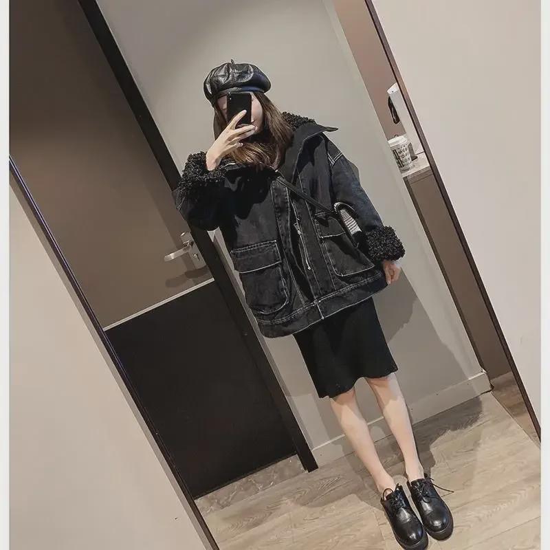 Women's Denim Jacket with Velvet and Lambswool Lining - 2025 Autumn/Winter Trend.