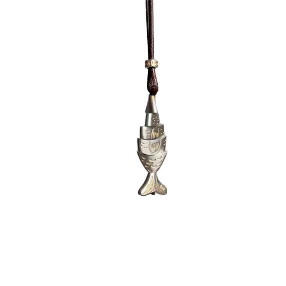 Nuova Collana a Pesce con Texture Geometrica Argentea Splicing Unisex Retrò Alta Moda Gioiello Raffinato Unico Regalo