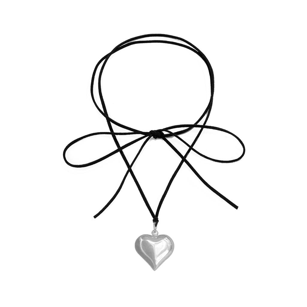 Heart Pendant Necklaces Small Heart Pendant Choker Love Necklaces Pendant Choker Alloy Material Jewelry for Girls Women