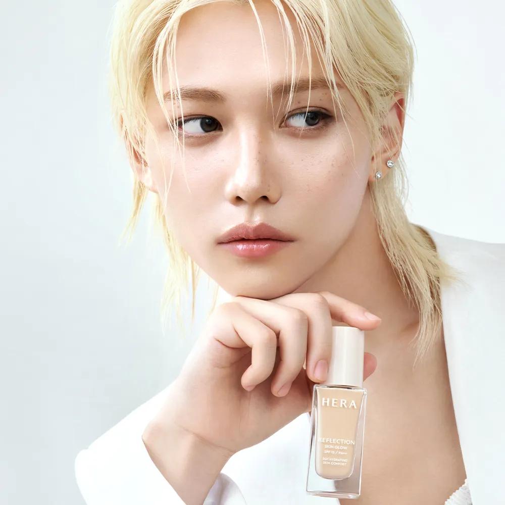 HERA Reflection Skin Glow Foundation (8 Shades) 21N1