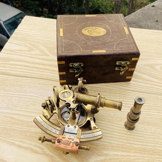 12.5 Cm Brass Sextant Compass with Wooden Box Solid Nautical Sailing Maritime Marine Navy Functional Gift Decoration Christmas