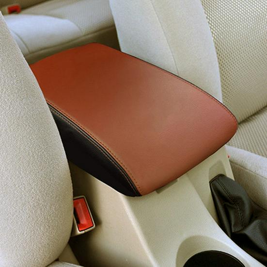 

Jiangling Yuhu 7 Armrest Cover: Leather Center Console Protection for 12-22 Models