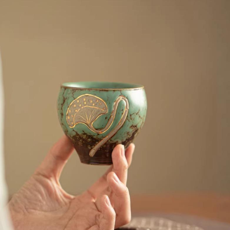 Lotus Birth Episode 2 Moss Green Glazed Ceramic Tea Cup - Anti-scalding Single Host Cup in Gift Box