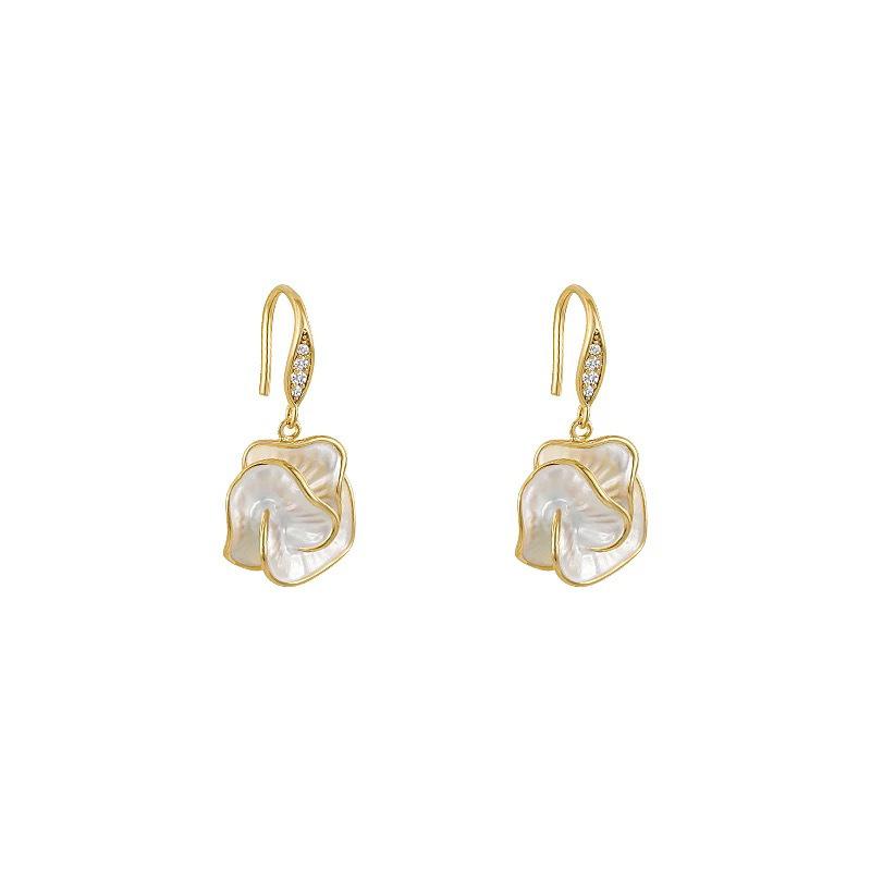 Mosquito coil plate camellia flower earrings women's niche temperament no ear piercings earrings popular ear clips light luxury high sense summer
