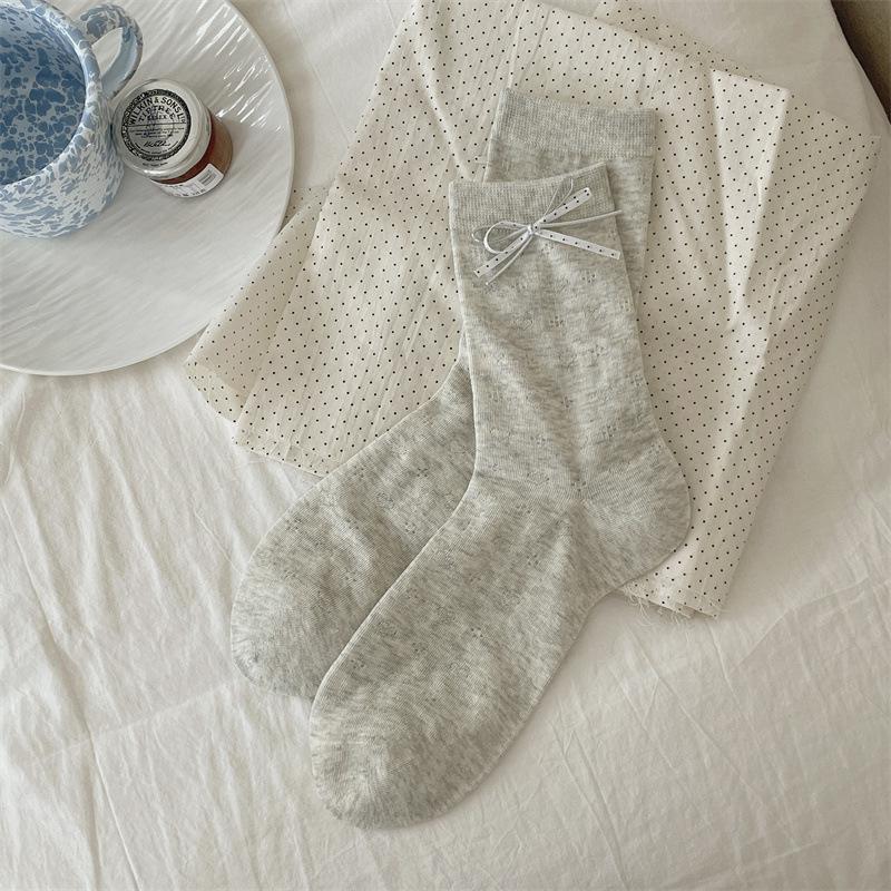 Female Spring and Summer Thin Pure Color Dark Grain Love Bow Ballet Wind Cylinder Stack Socks