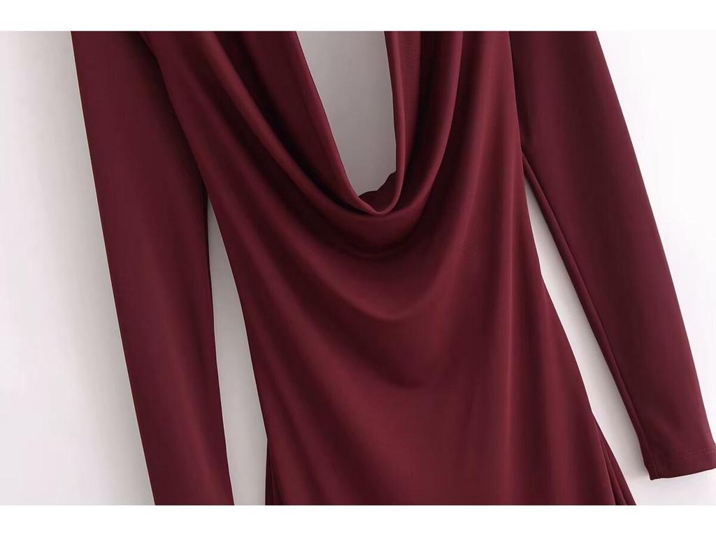 2024 Autumn Women's European & American Style Backless Slim-Fit Pleated Long Dress