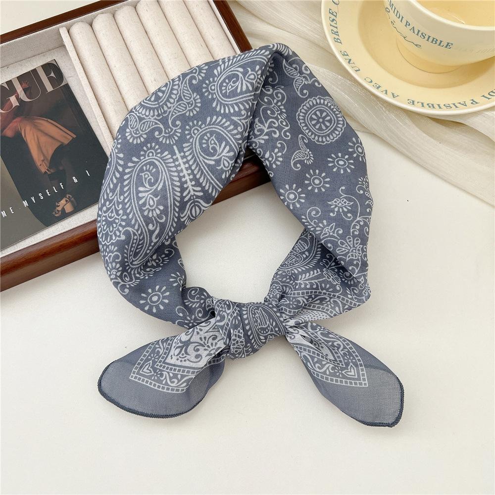 Kleiner quadratischer Schal aus Baumwolle und Leinen, Seidenschal, Damen, Frühling und Herbst, neuer Stil, künstlerischer und vielseitiger, modischer Stirnbandschal mit Temperament