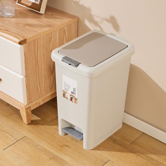 Garbage Can Durable Construction Large Capacity Wide Opening
