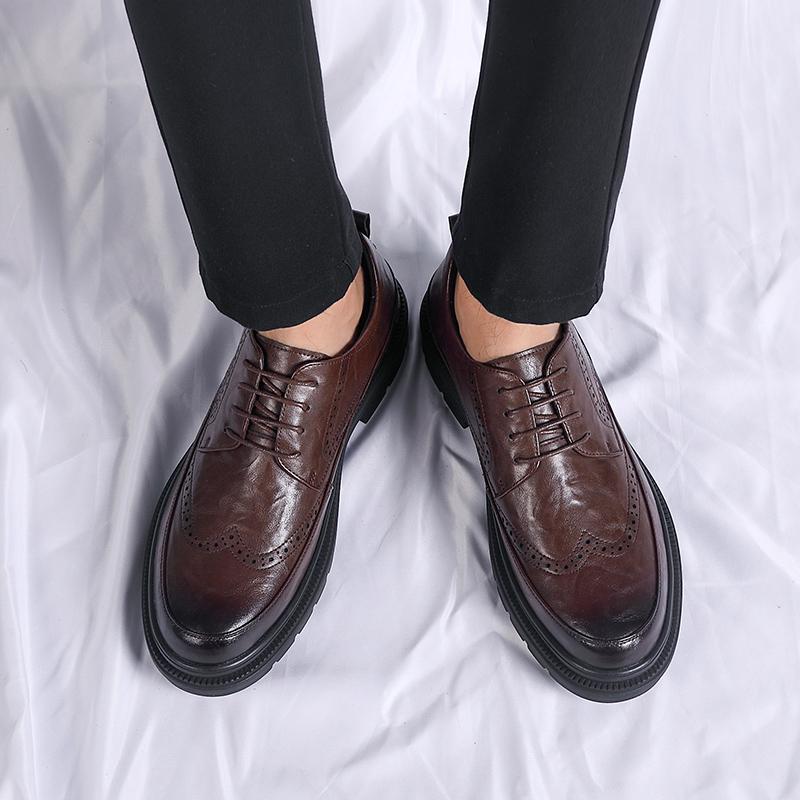 Mode Atmungsaktive Sneaker Handgefertigte Plateauschuhe Neue Freizeitschuhe für Herren 2024 Herren Oxford Schuhe Retro Luxus Lederschuhe