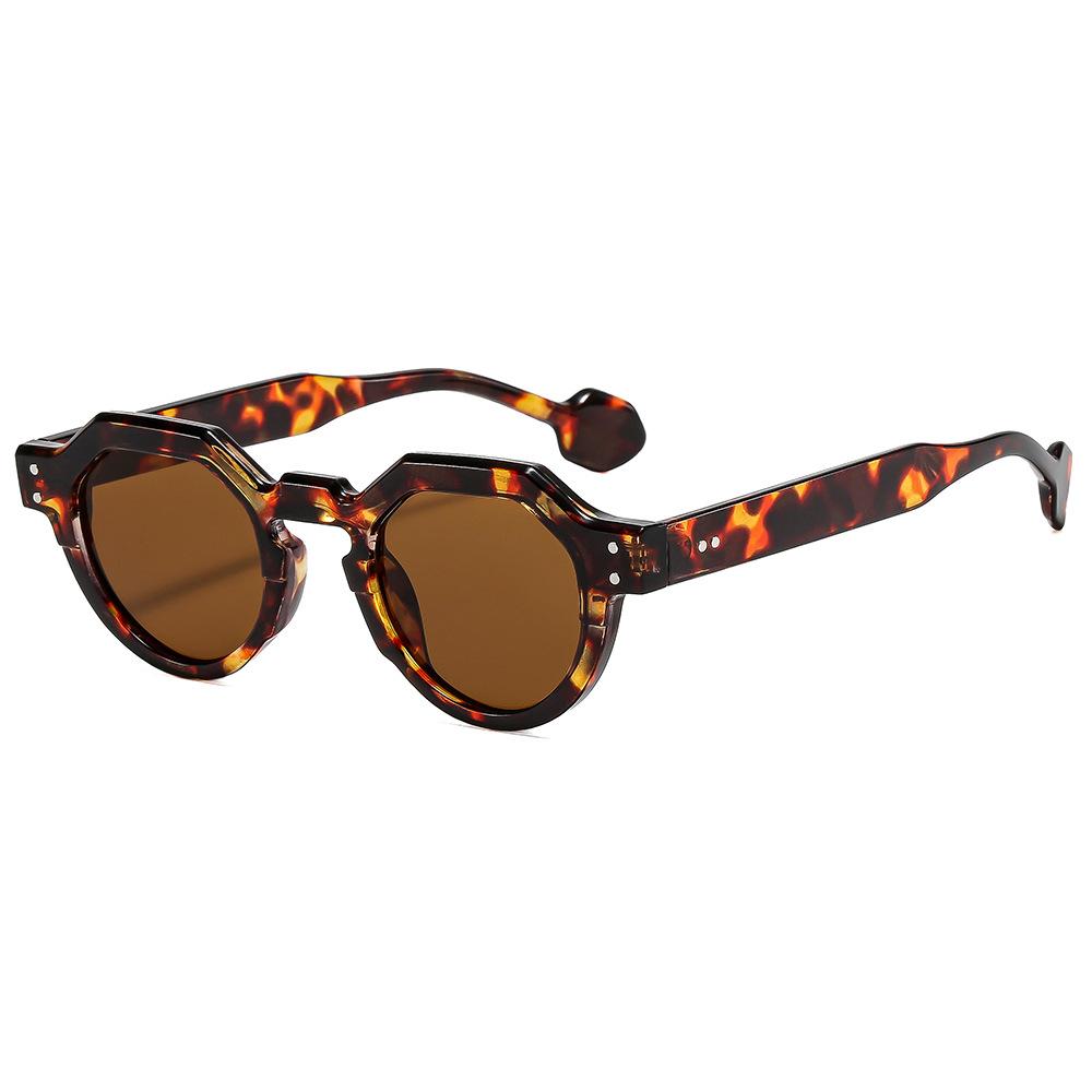 

Fashion Small Irregular Square Sunglasses Women Retro Round Shades UV400 Men Rivets Punk Sun Glasses as picture