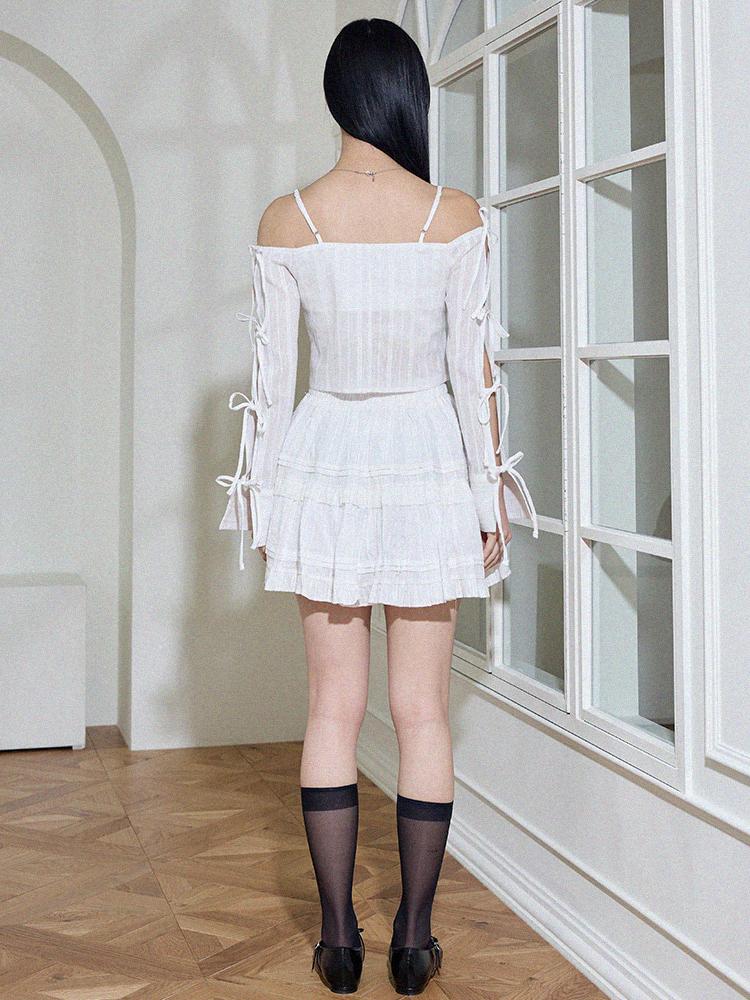 ITOV SEOUL Off-Shoulder Ribbon Blouse