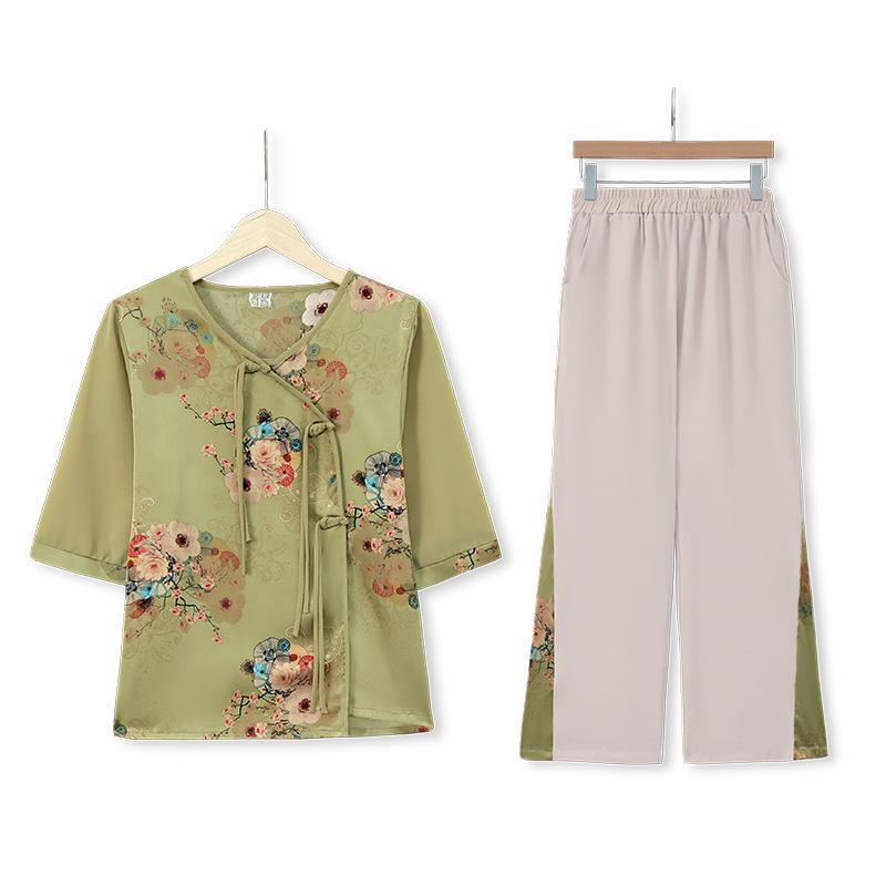 Summer 2025 Elegant Chiffon Two-Piece Set for Middle-Aged and Elderly Women