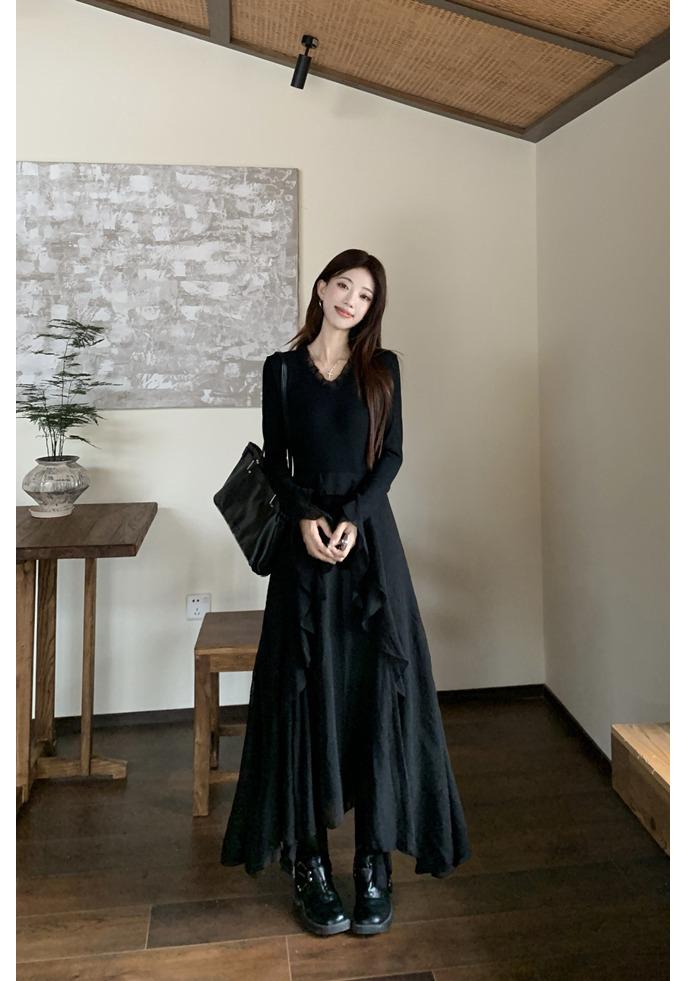 Plus Size Hepburn-Style V-Neck Ruffle Dress for Women - Elegant Autumn Slimming Black Dress 4X Large чёрный