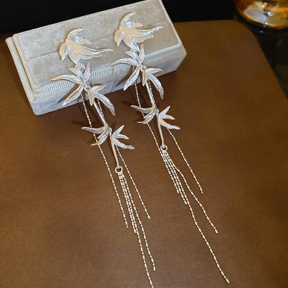 Zinc Zinc Alloy Bamboo Leaf Earrings Gold Silver Ear Jewelry Exquisite Long Tassel Dangle Earrings  Female