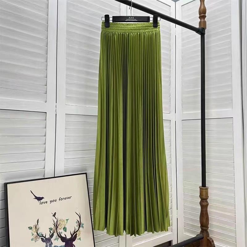 High Waist Satin Pleated Fishtail Skirt - 1 Meter Long Women's Dance Skirt with Large Swing and Medium Length.