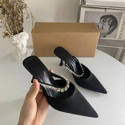 New Exquisite Temperament Women's Sandals Fashion Trend Summer Water Diamond Cold Slippers High Quality Versatile Women's Shoes