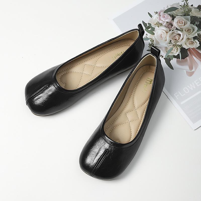 Fashion Flat Shoes Women's Plus Size Women's Shoes 41-43 Spring and Autumn New Shallow Square Toe Split Toe Shoes Loafers Women