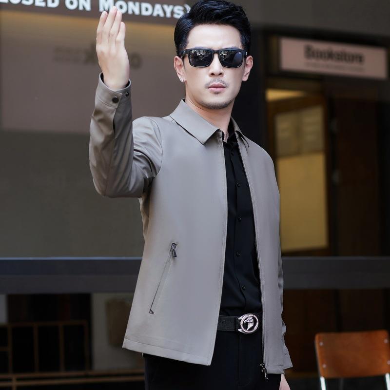 Mittelalte High-End-Jacke Herren einfarbig Revers bügelfrei Business Casual schlichte Herbst-Oberbekleidung lässt jugendlich und schlank aussehen