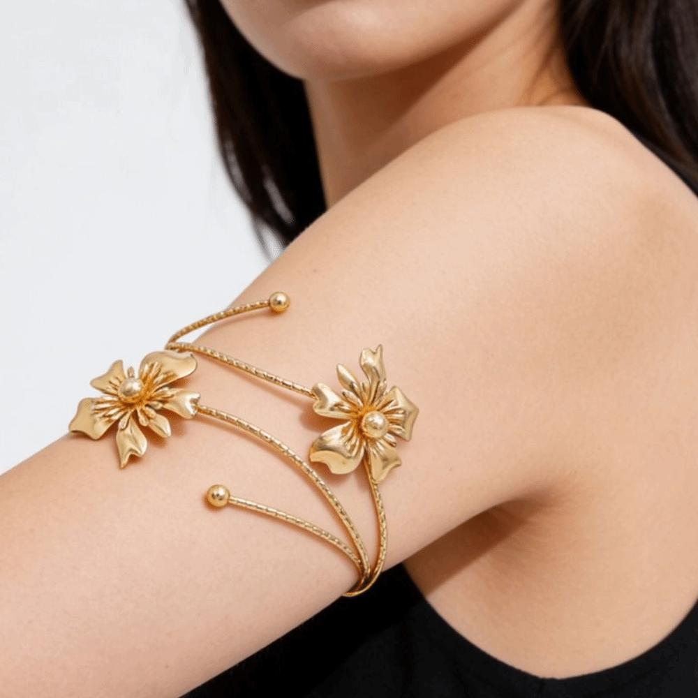 Hollow Out Flower Bracelet Floral Armband Fashion Gold Jewelry Girls