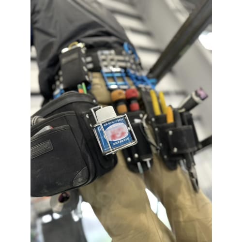 Niigata Seiki SK PVC Pipe Adhesive Holder with Legs, 100g Capacity, ASK-P0