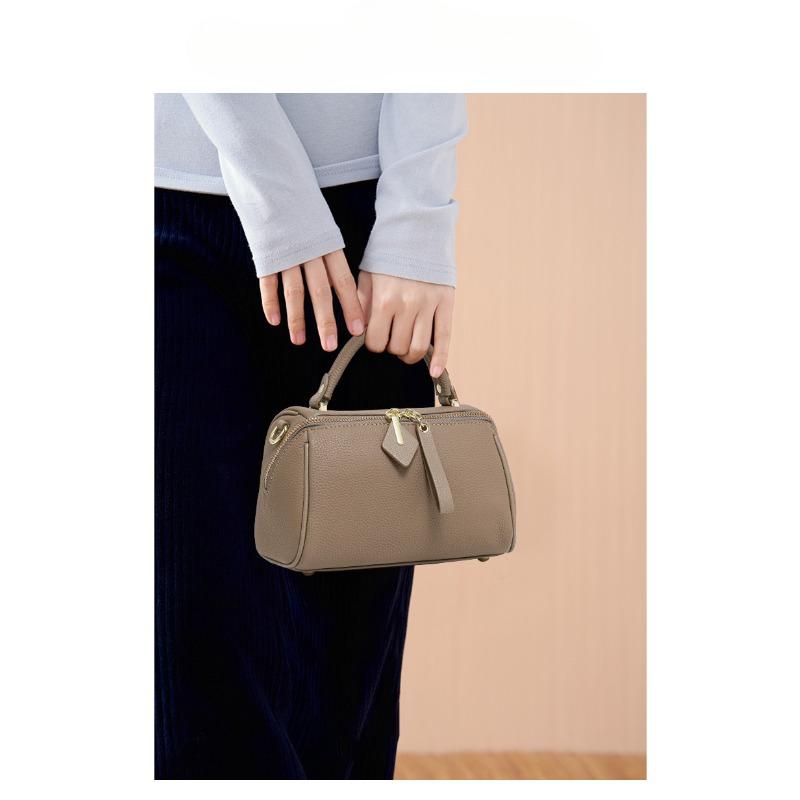 New Top Layer Cowhide Spring and Summer Niche Pillow Bag Popular Fashion One Shoulder Crossbody Bag