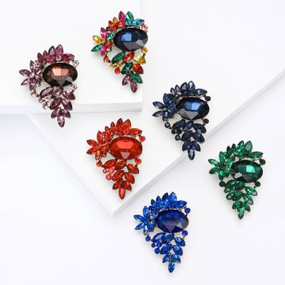 Luxuriöse Hochwertige Legierung Strass Blume Brosche Temperament Vielseitig Damen Anzug Strickjacke Korsage Schmuck Nadel