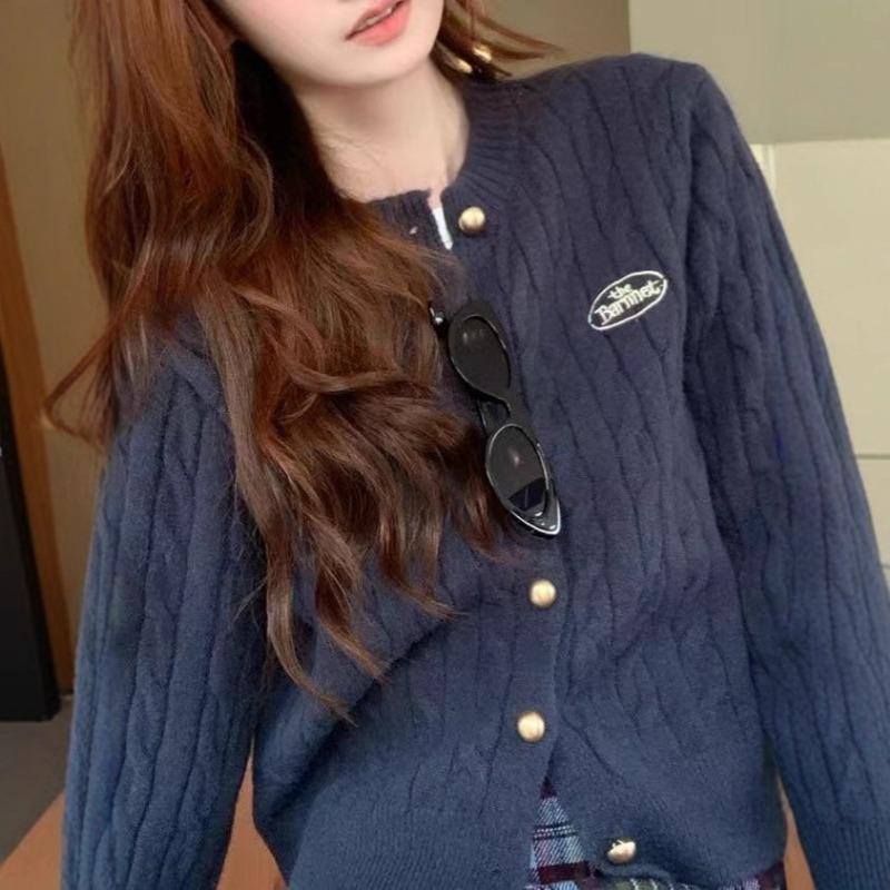 Autumn crew neck single-breasted cardigan sweater women's twist design sense knitted women's college style jacket
