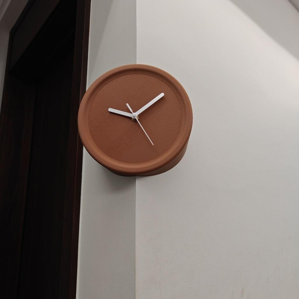 Wall Corner Clock Hole-free Scientific Artistic Sitting Living Room Study Silent Wall Hanging Clock Silent Home Decoration