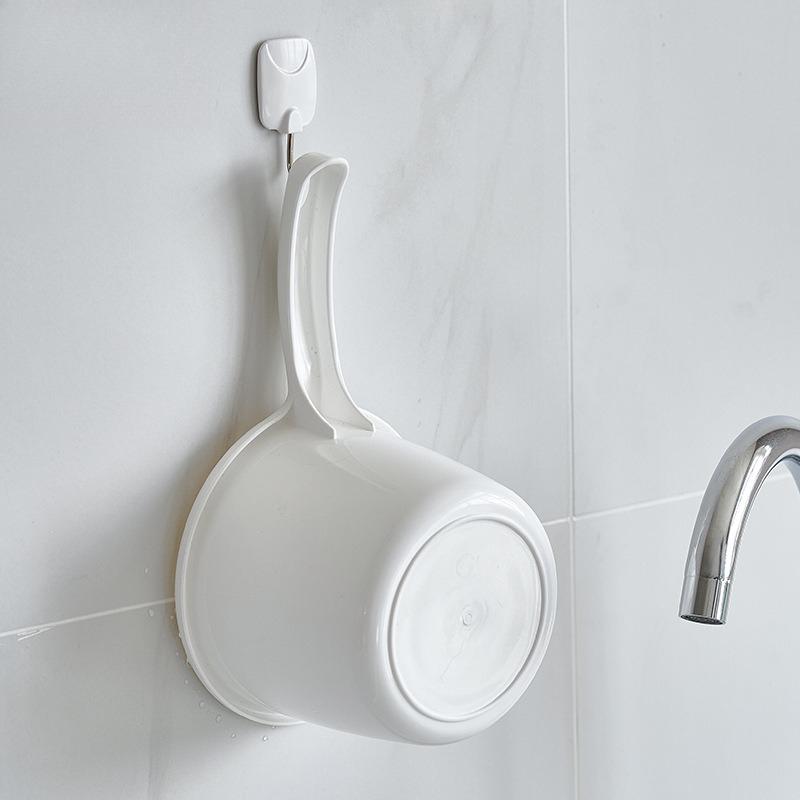 Japanese-style Plastic Water Spoon with Thick Handle, Large-sized Kitchen Water Ladle for Bathing and Showering Water Scooping
