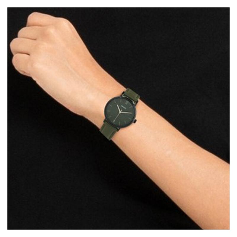 Casio STANDARD Serie Einfache Mode Wasserdicht Quarzwerk Lederarmband Japanische und Koreanische Uhr Damenuhr Grünes Zifferblatt LTP-VT02BL-3A