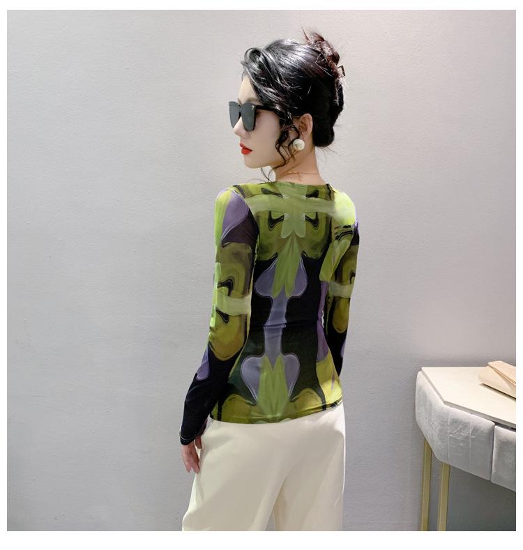 European 2025 Autumn/Winter V-Neck Ruched Mesh Print Slimming Long Sleeve Shirt