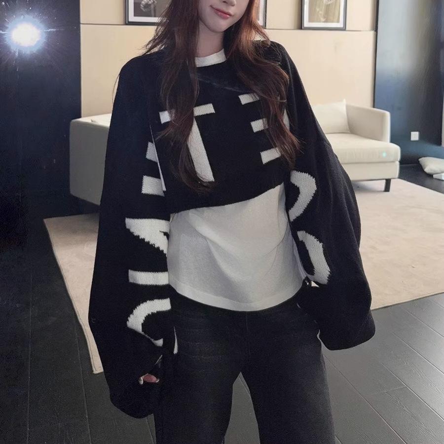 Arctic Velvet Washing Water, Sweet and Spicy Cool Girl Short Letter Jacquard Long-sleeved Sweater Women's Autumn and Winter Pullover Knitting