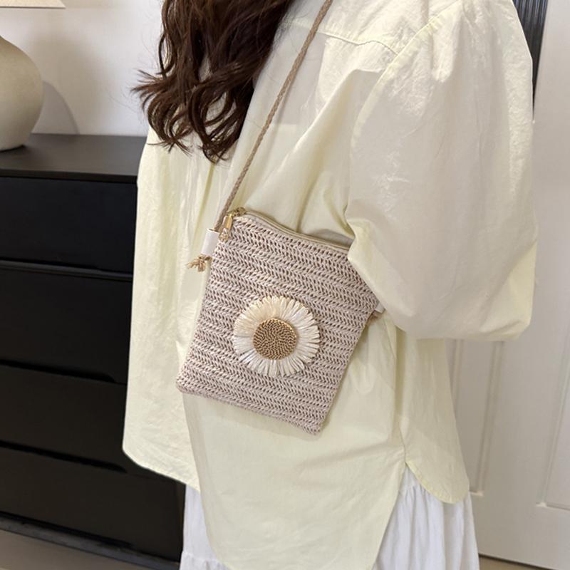Grass Woven Shoulder Bag Casual Small Braided Crossbody Bag Women Beach Purse and Handbags Summer Sling Bag