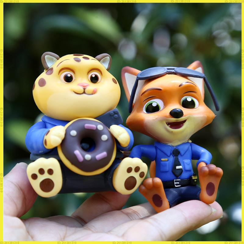 Zootopia Q Version Anime Figure Collectible Doll Nick Judy Clawhauser Elephant Desktop Ornament Cake Topper Kids Toy