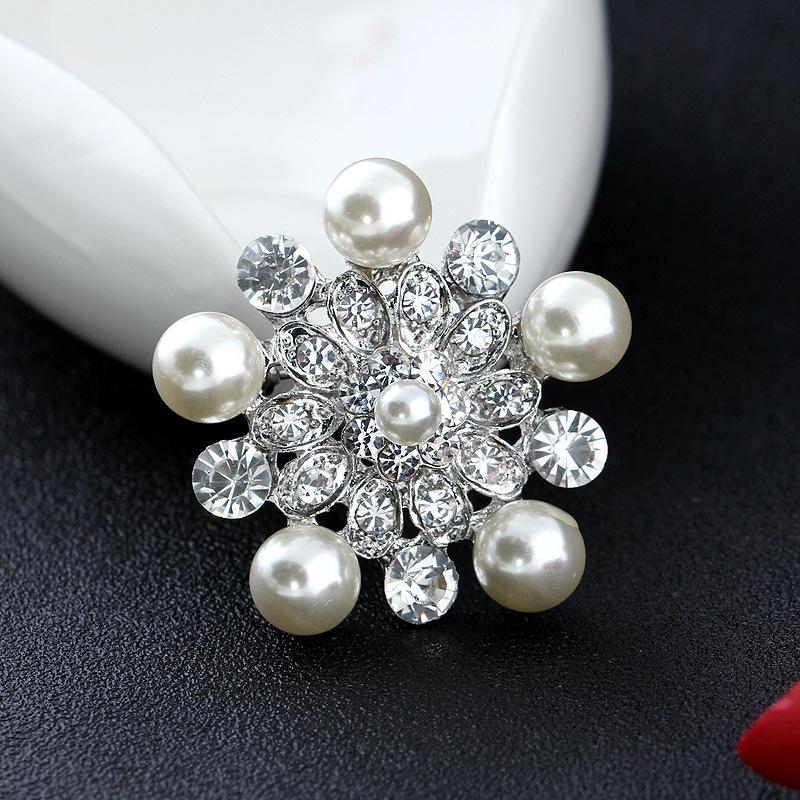 Fashion Dual-purpose Wreath Type Pearl Crystal Brooch Corsage Clasp Female Accessories Long-Lasting Color Exquisite Hypoallergenic Brooch BFF Gift