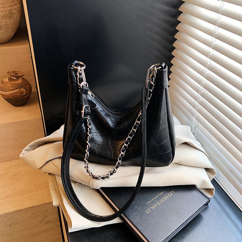 

Premium bag women s new fashion versatile shoulder bag large capacity commuter messenger tote bag