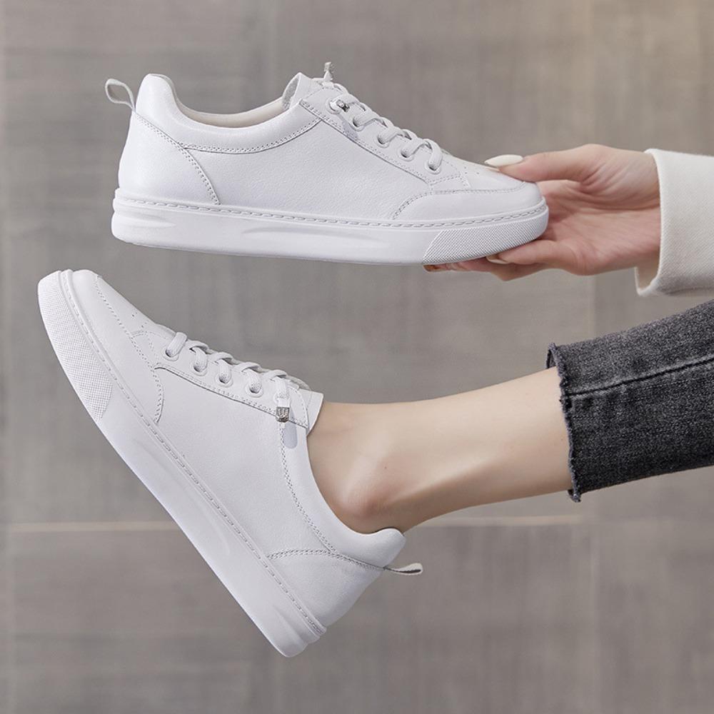 Flache Schuhe für Damen Neuer Frühling Sport-Board-Schuhe Oberste Schicht Rindsleder Freizeitschuh Sneaker Damen Plateau-Flats