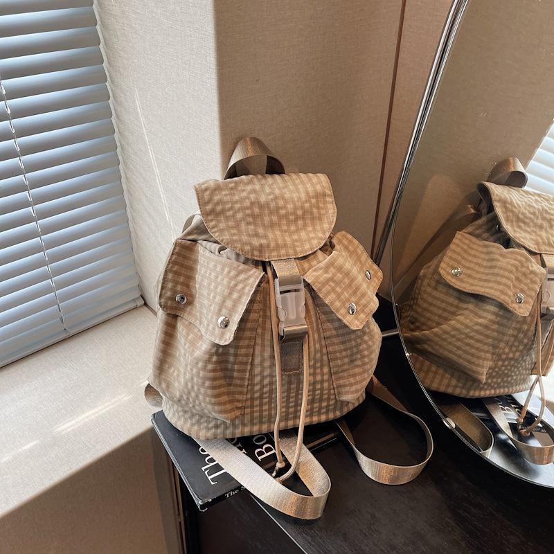 New Backpack Women's Casual Versatile Student Schoolbag Lightweight Portable Plaid High-value Commuter Small Backpack