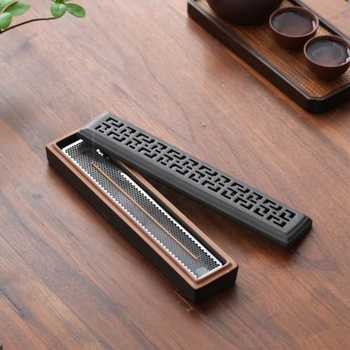 CEREMONY Incense Holder, Horizontal, Safe - Coffin-Style Incense Box with Ash Catcher for Sticks, for Meditation, Yoga, Spa, and Room Decor (Brown)