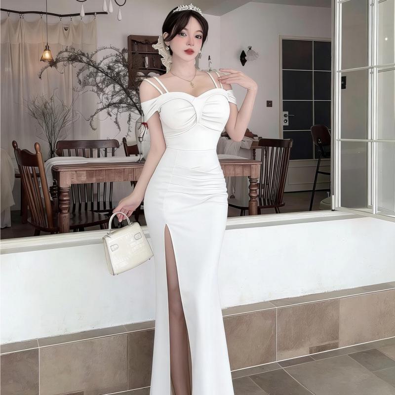 Rochie de seară elegantă cu umerii goi: Rochie Bodycon Sexy Decolteu Adânc și Crăpătură Înaltă pentru Femei Mature