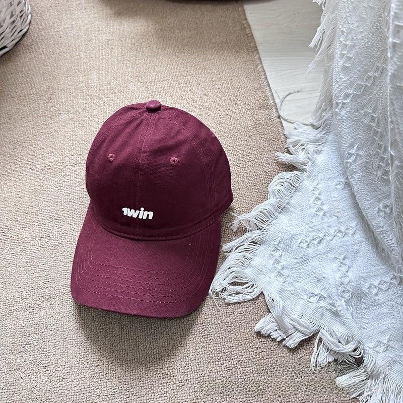 American Casual Vintage Letter Embossed Baseball Cap With Curved Brim For Women And Men