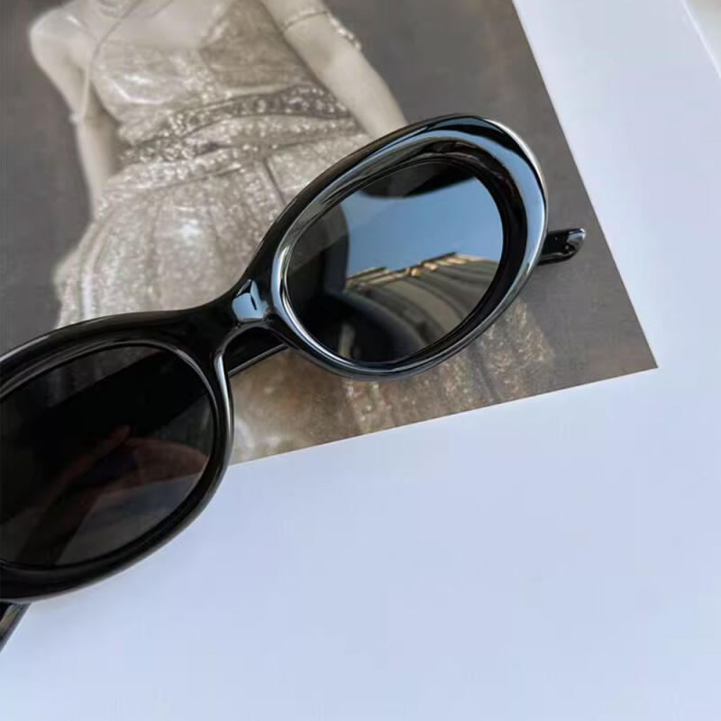 New York Women's Oval Asian Fit Sunglasses UV400